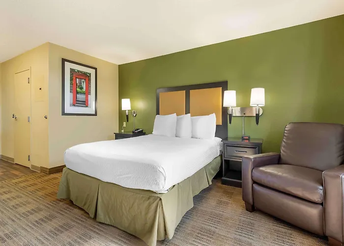 Extended America Select - St Louis - O' Fallon, Il 2*